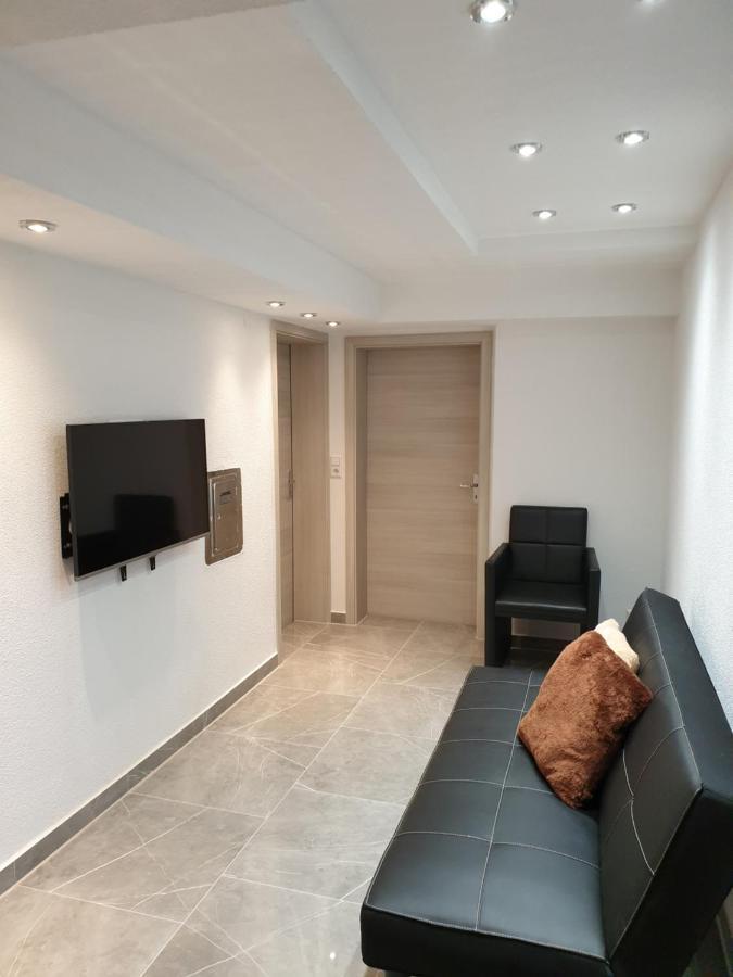 Moderne Einliegerwohnung Amara - Friedrichshafen Am Bodensee エクステリア 写真