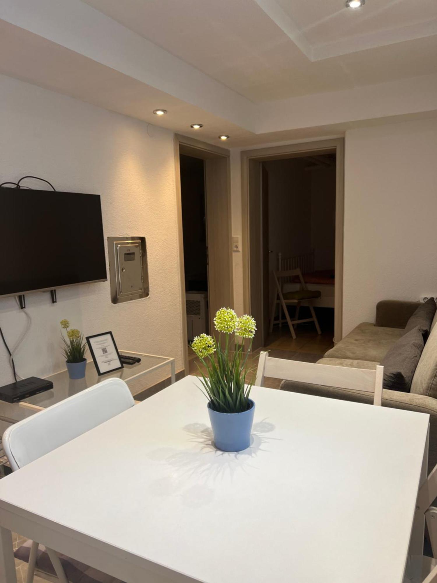 Moderne Einliegerwohnung Amara - Friedrichshafen Am Bodensee エクステリア 写真